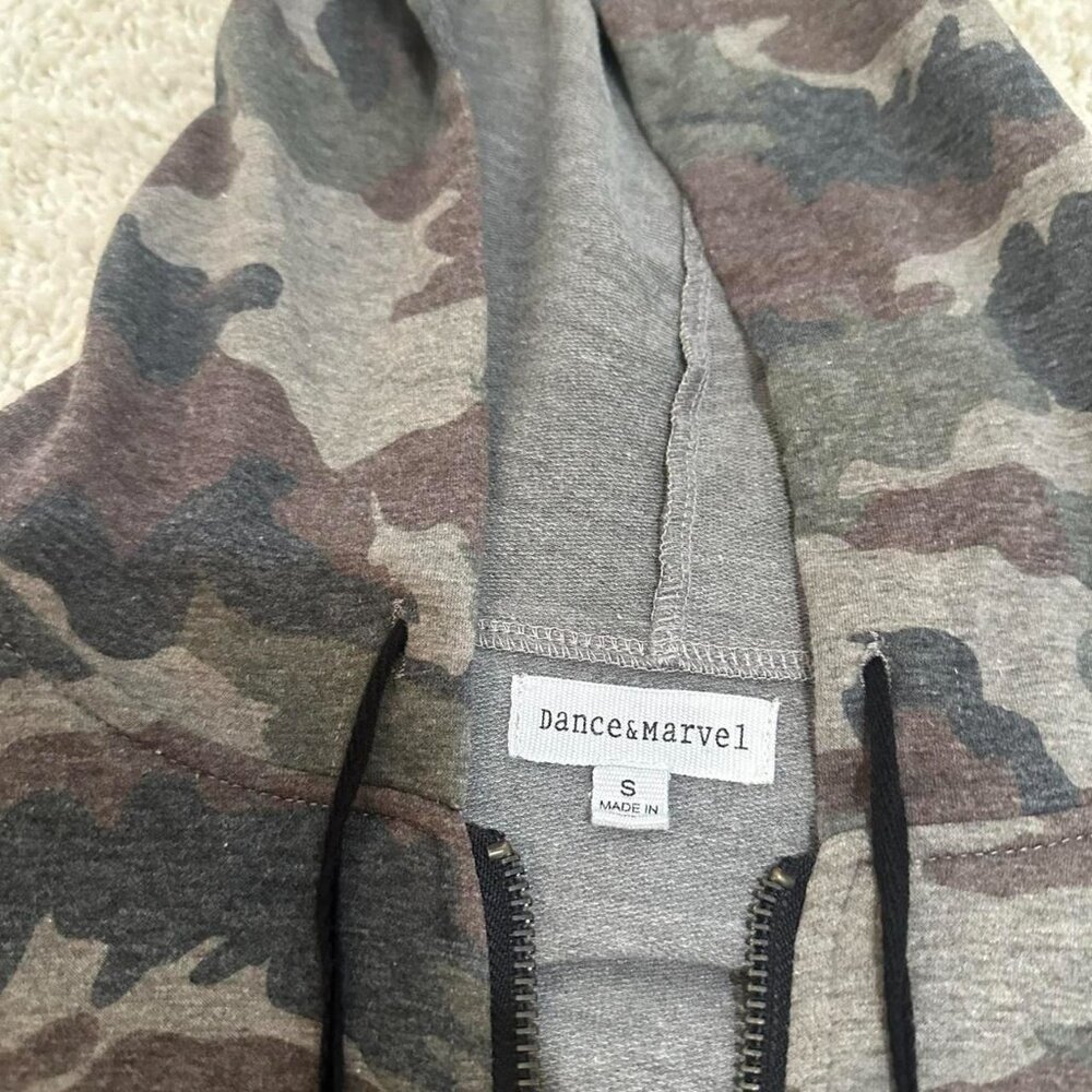 Camo cropped hoodie - Picture 2 of 2
